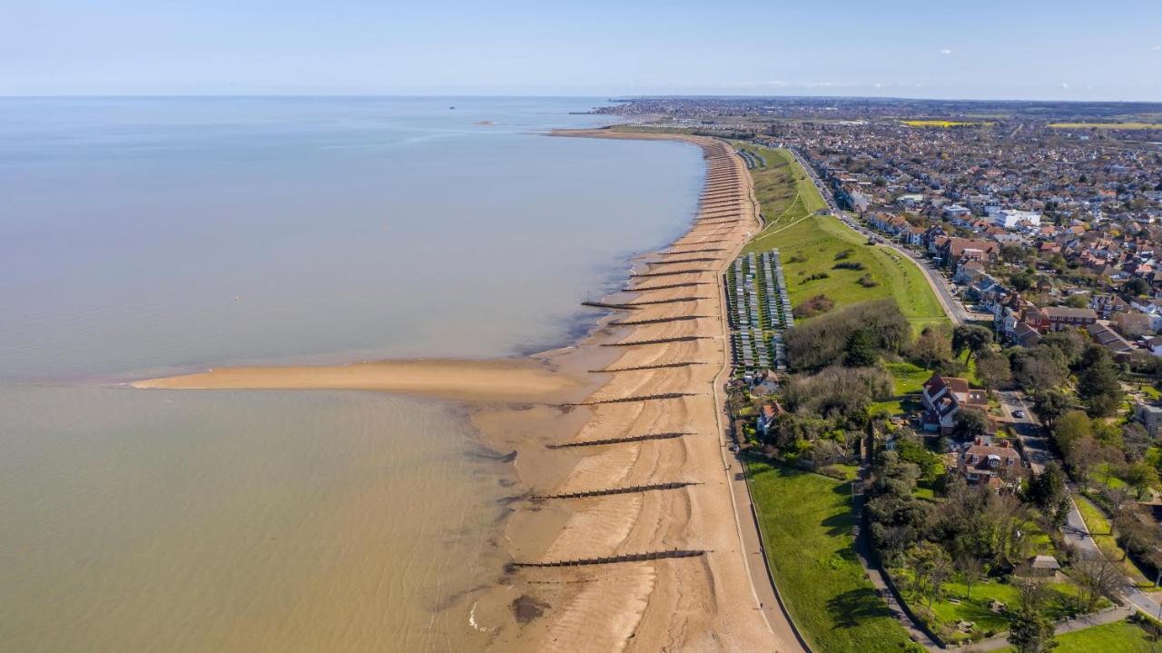 Luxury Caravan At Seaview Holiday Park In Kent Ref 47034Pb Whitstable Exterior foto