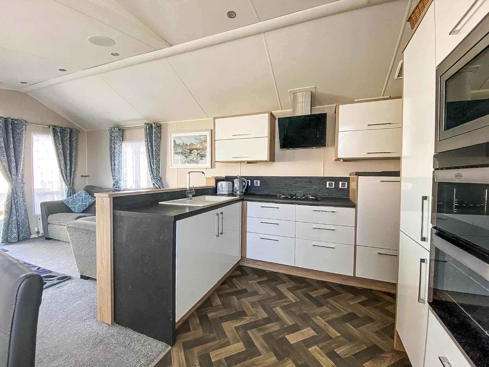 Luxury Caravan At Seaview Holiday Park In Kent Ref 47034Pb Whitstable Exterior foto